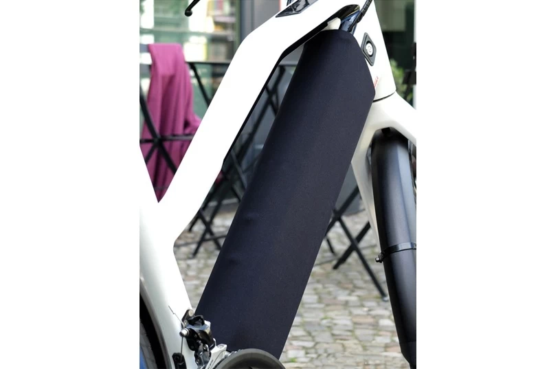 FAHRER Neopren Schutzhülle Akku Cover Tube FAHRER Neopren Schutzhülle Akku Cover Tube -Bike Zubehör fahrer akku cover tube universal 5