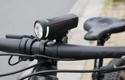 Trelock Licht-Set LS 300 I-GO VECTOR 4 Trelock Licht-Set LS 300 I-GO VECTOR -Bike Zubehör ls 300 i go action 2